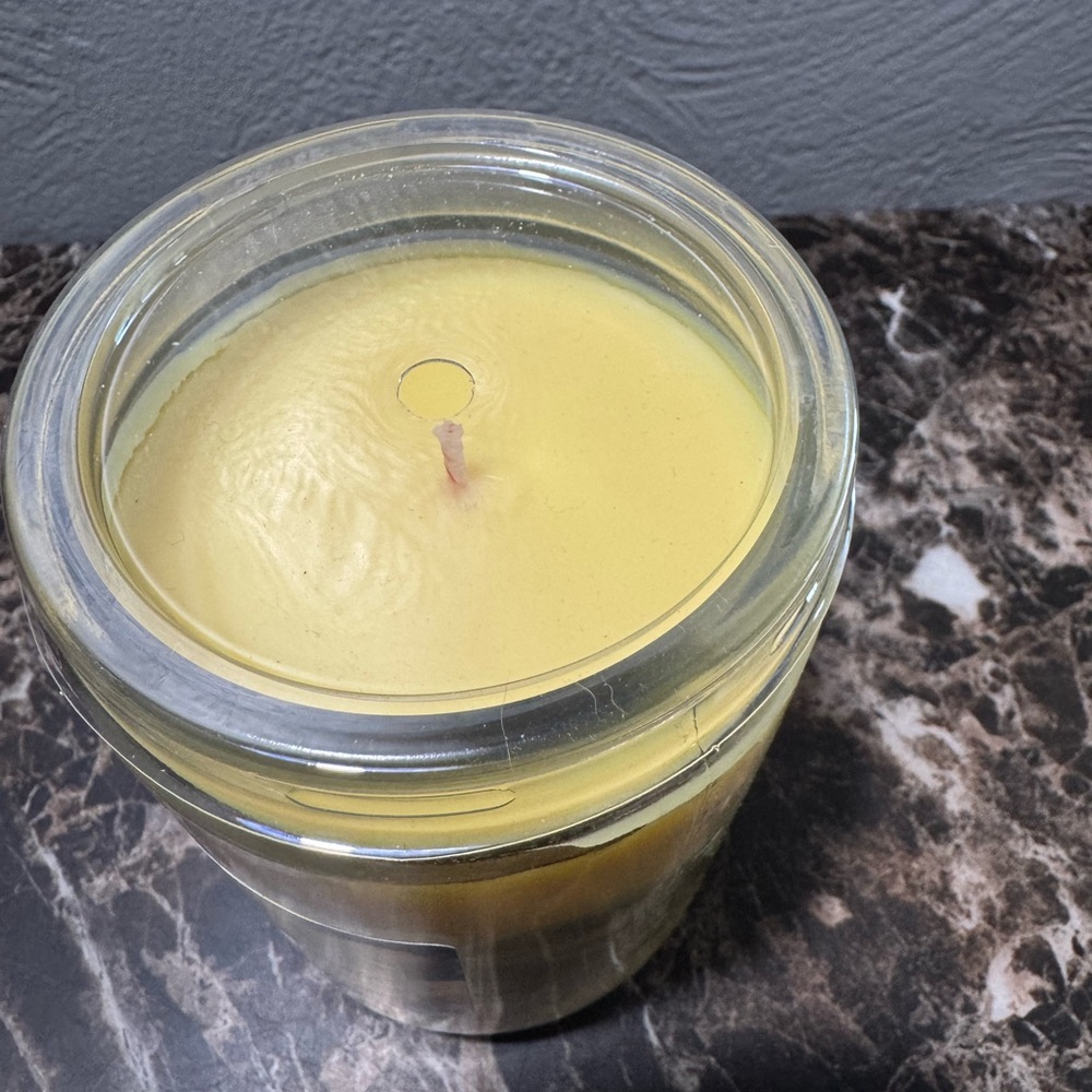 Mainstays Zesty Lemon Candle - Picture 3 of 4